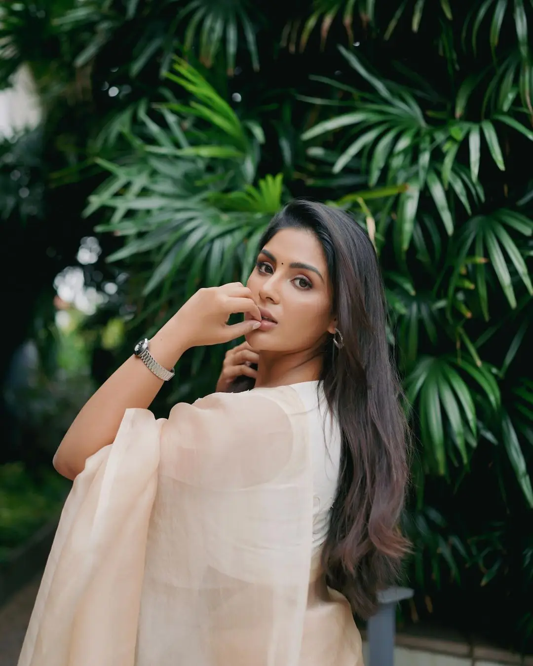 Samyuktha Menon Wearing Beautiful Earring Sleeveless White Saree